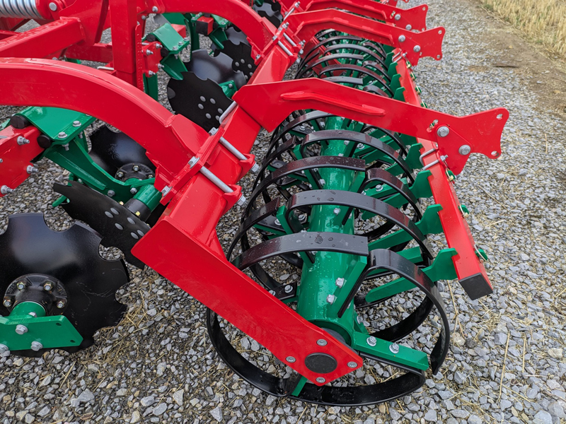 Agro-Masz Grubber Runner40