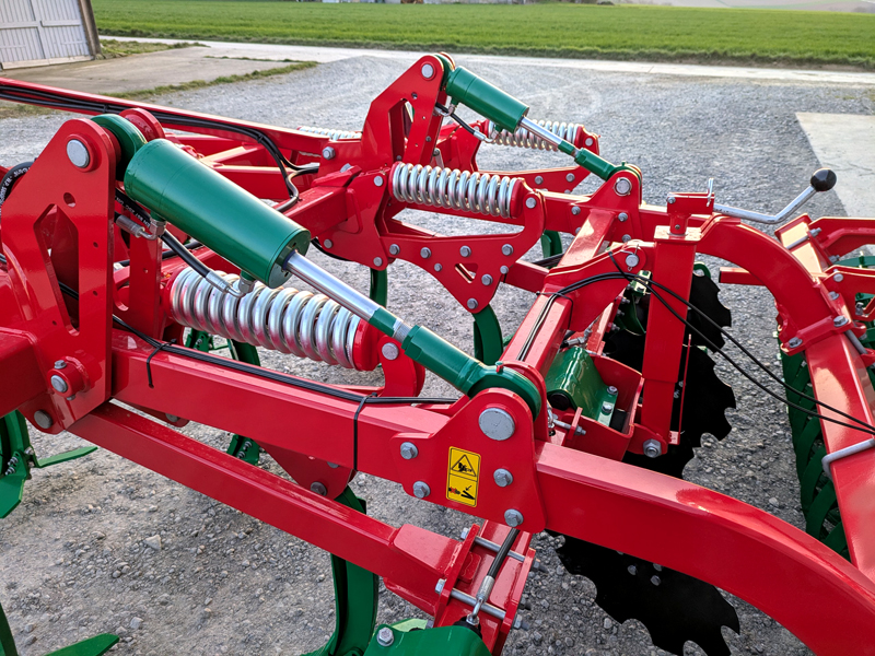 Agro-Masz Grubber Runner30