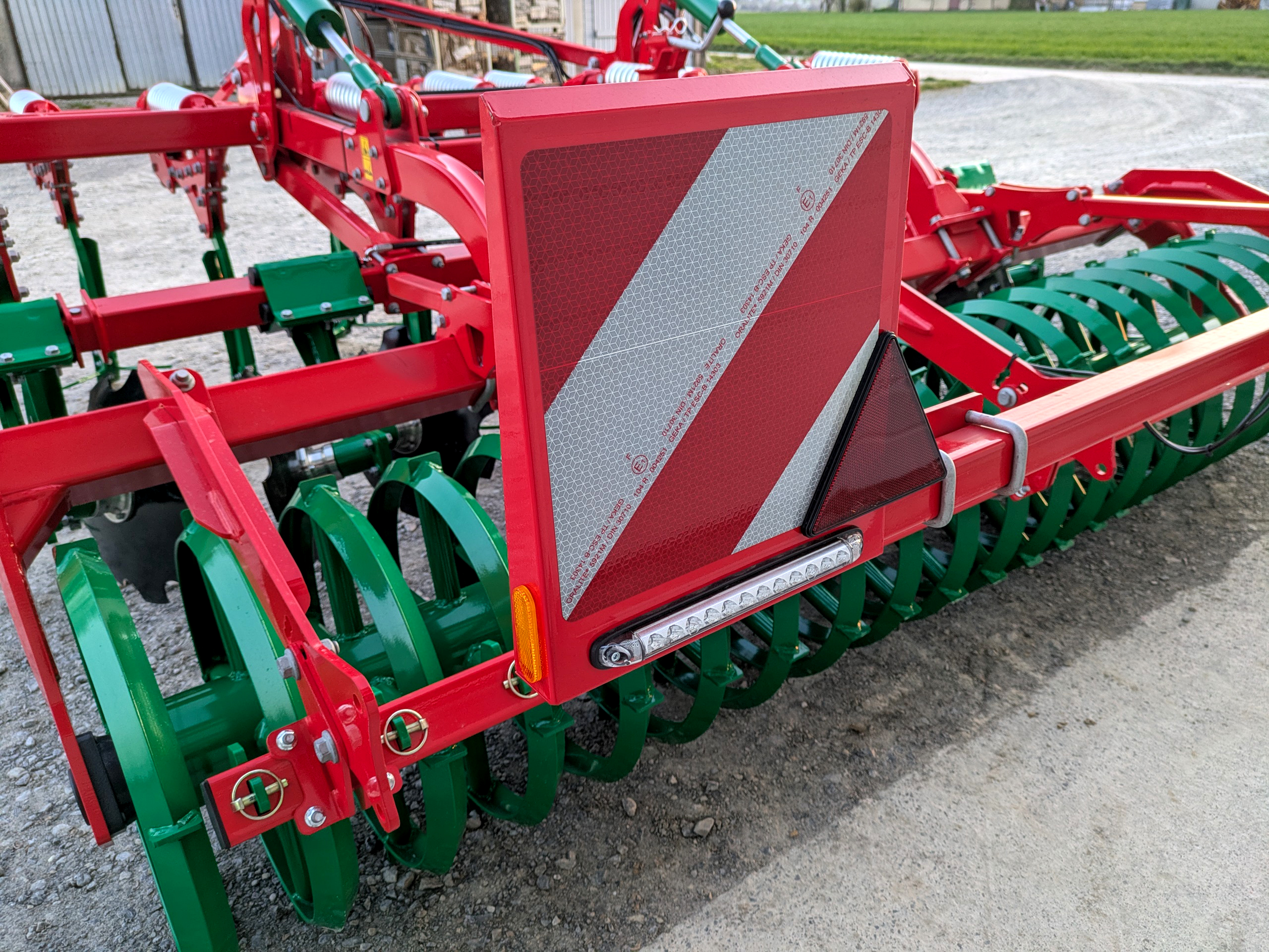 Agro-Masz Grubber Runner30